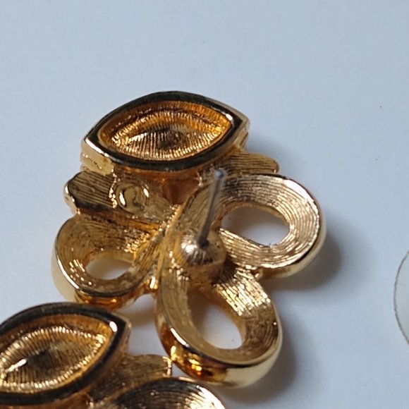 Vintage Marquise Faux Ruby Metal Earrings - Picture 16 of 16